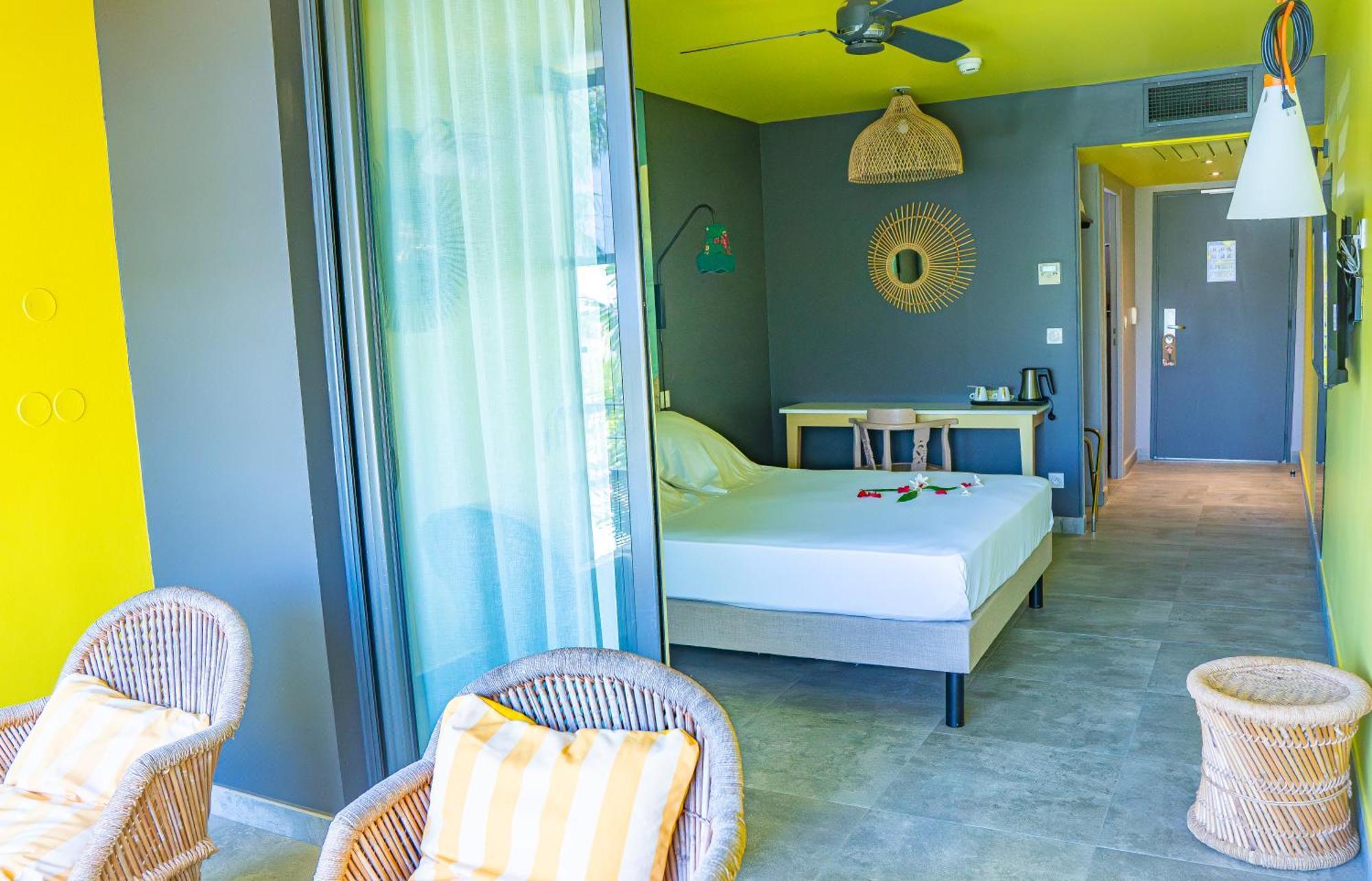 Dina Morgabine Saint Gilles Hotel Екстериор снимка